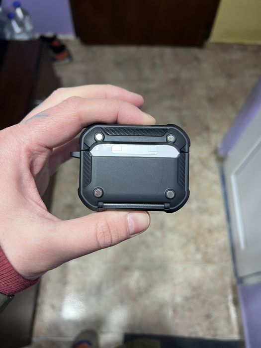 Удароустойчив калъф (Rugged Case) за AirPods Pro 3 – Черен