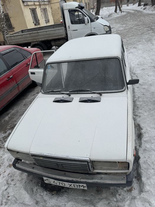 ВАЗ 2107.