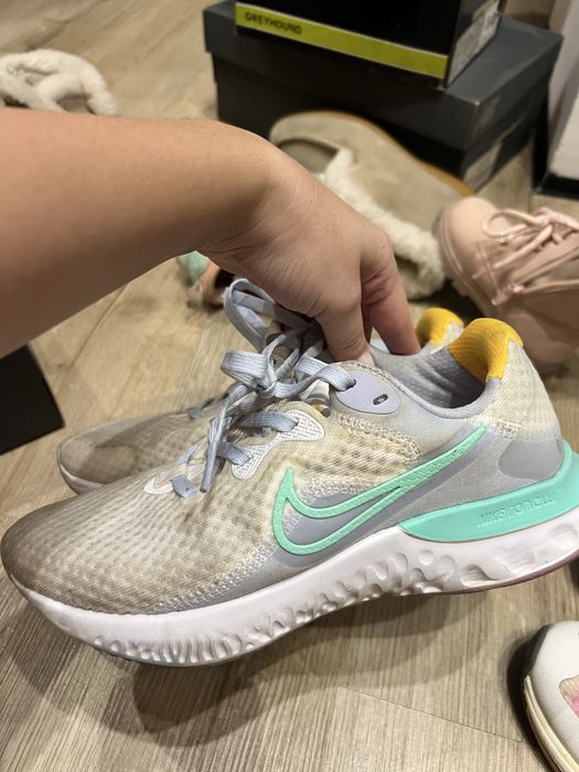 Беговые кроссовки nike 36 размер