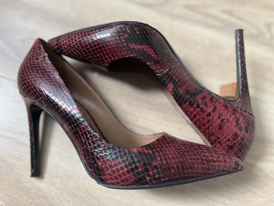 Pantofi superbi de piele , femei , marimea 38 - NOI! ANNA CORI