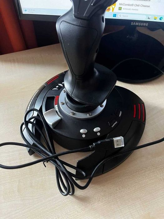Thrustmaster T.Flight stick X joystick