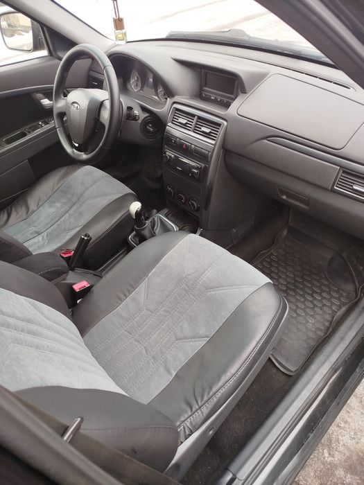 Приора Универсал