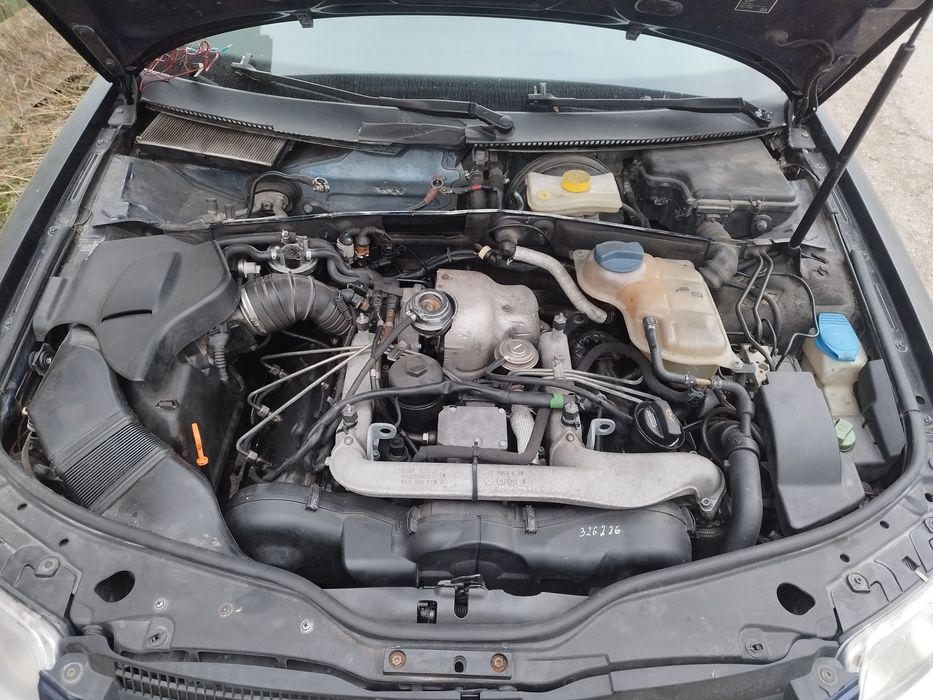 Продавам Пасат Б 5.5 2.5 150 4х4 На части