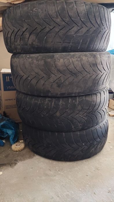 Продам шины б/у PREMIORRI