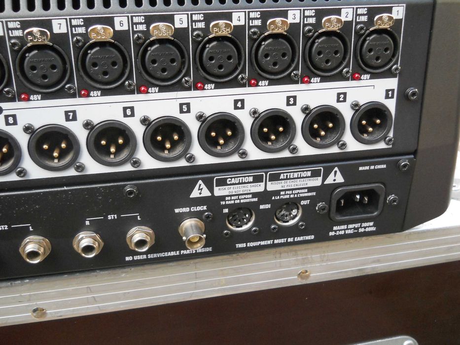 Soundcraft digital SI Compact 32