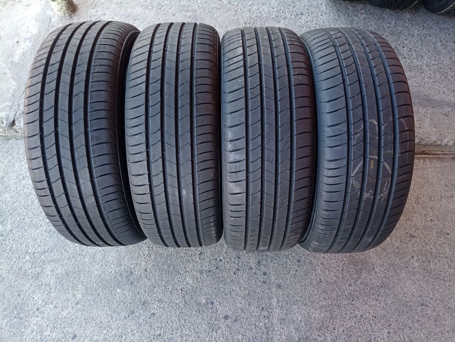 4 anvelope de vara NOI Kumho 215/55 R18 dot 1022