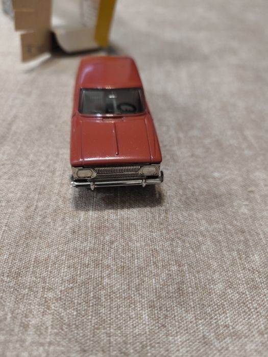 Иж СССР мащаб 1/43...
