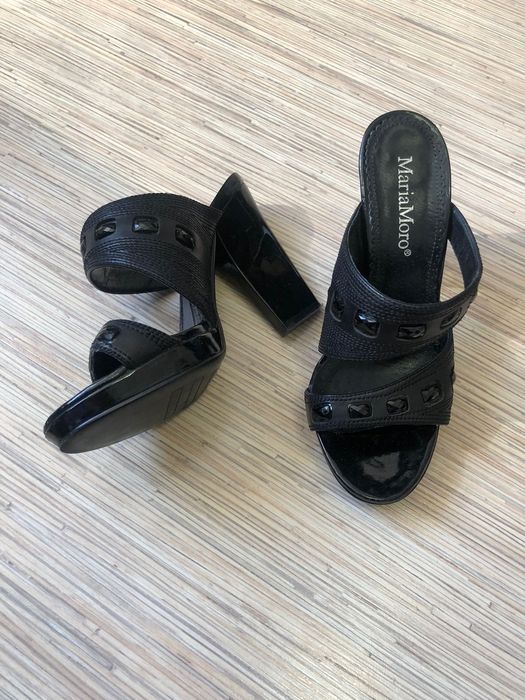 Продам женскую обувь