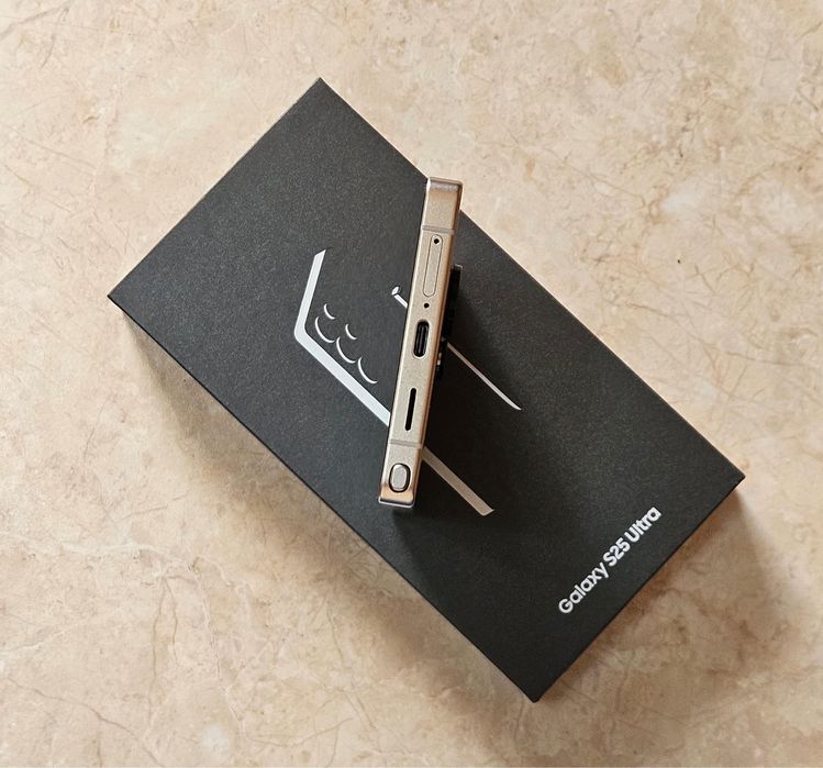 Samsung S25 Ultra 512 gb la cutie