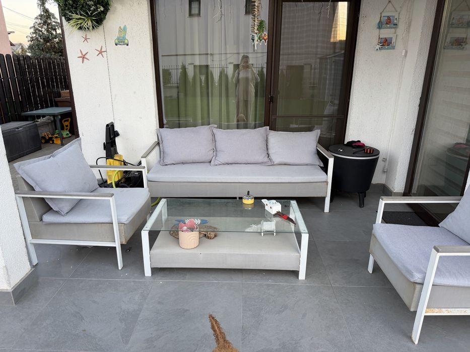 Mobilier terasa