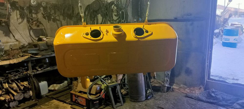 Продам 1 гидробак К700