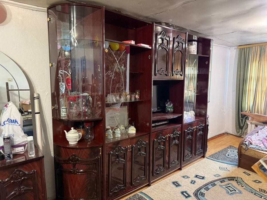 Продам стенку в хорошем состояний