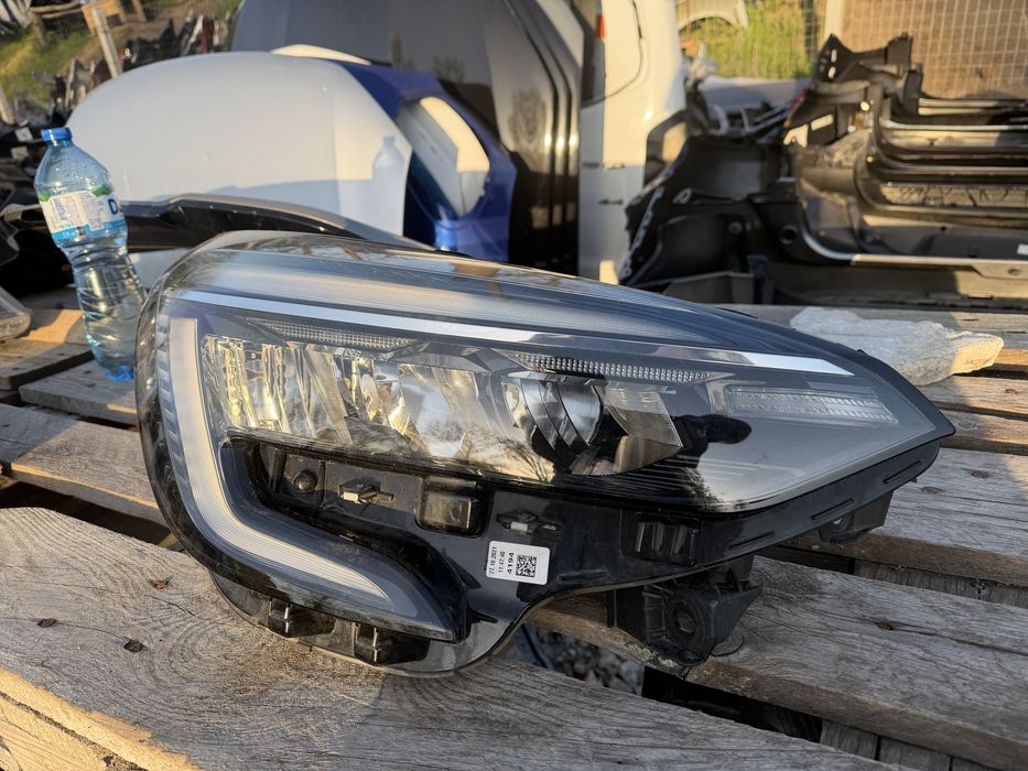Фар Renault Clio 5 Full led 2019 год.-