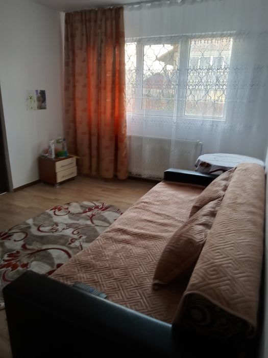 Închiriez apartament in Mizil,zona centrala