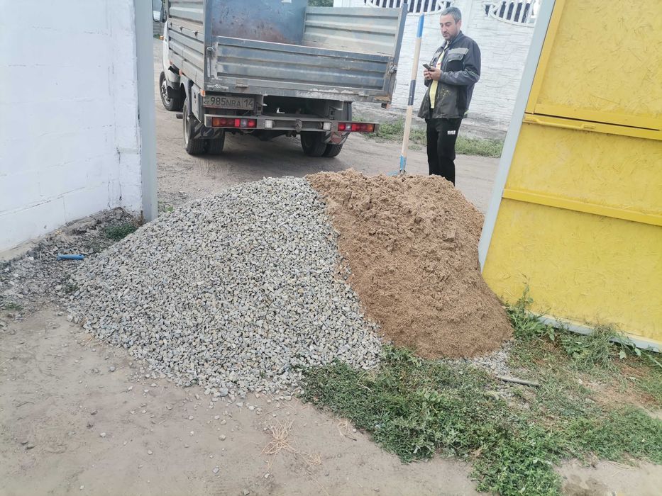 Продам песок, щебень 50/50