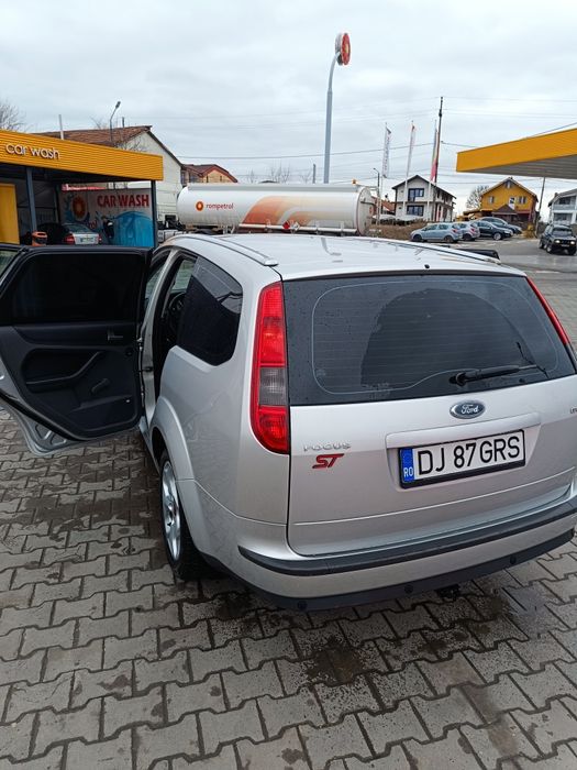 Ford focus mk 2 Ghia 2007