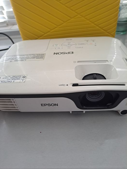Проектор EPSON в отличном состоянии