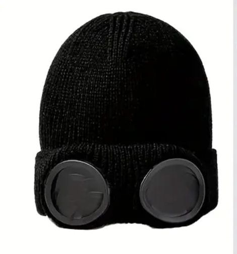 Черна зимна мъжка шапка