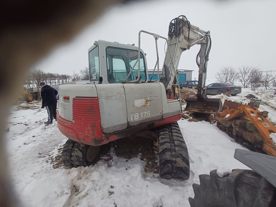 Vand miniescavatorTakeuchi TB 175