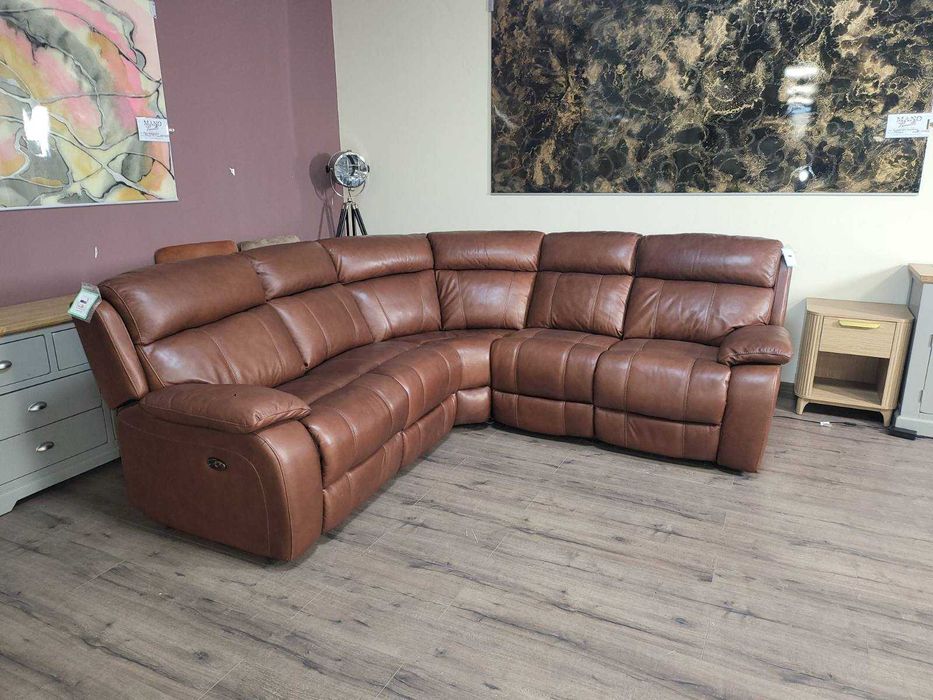 Кафяв кожен ъглов диван Moreno с електрически релаксиращ механизъм