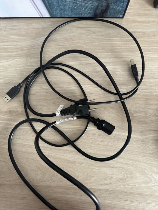 Принтер hp 107a в отличном состоянии