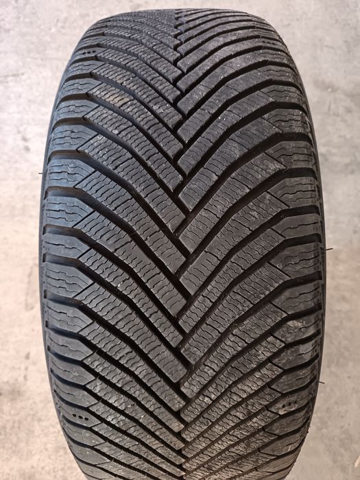 225 50 17 Michelin Hankook