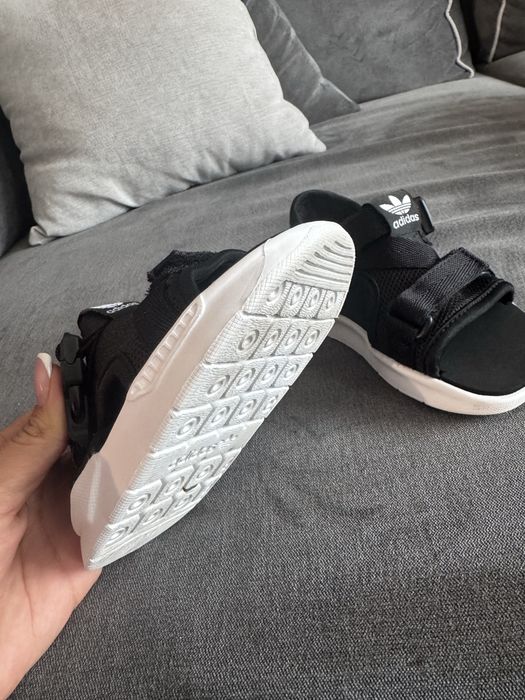 Детски сандали Adidas 23 номер
