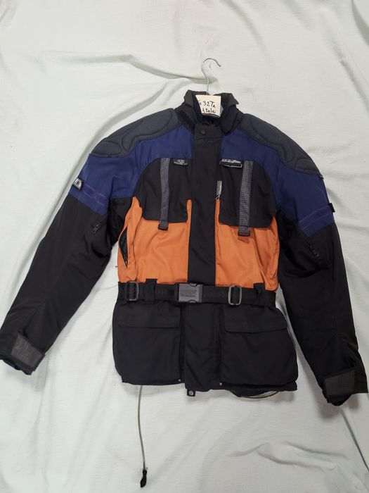 Geci outdoor , drumetie,