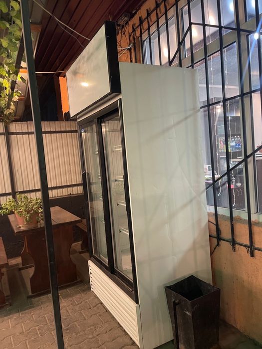 холодильник двух дверный