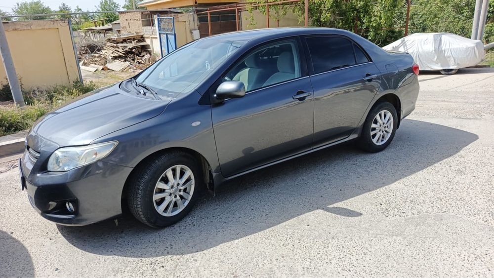 Toyota Corolla 2008 года