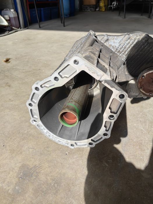 Раздатка Audi Q7 4.2 TDI 2007г 326 к.с. - 0AQ341010G