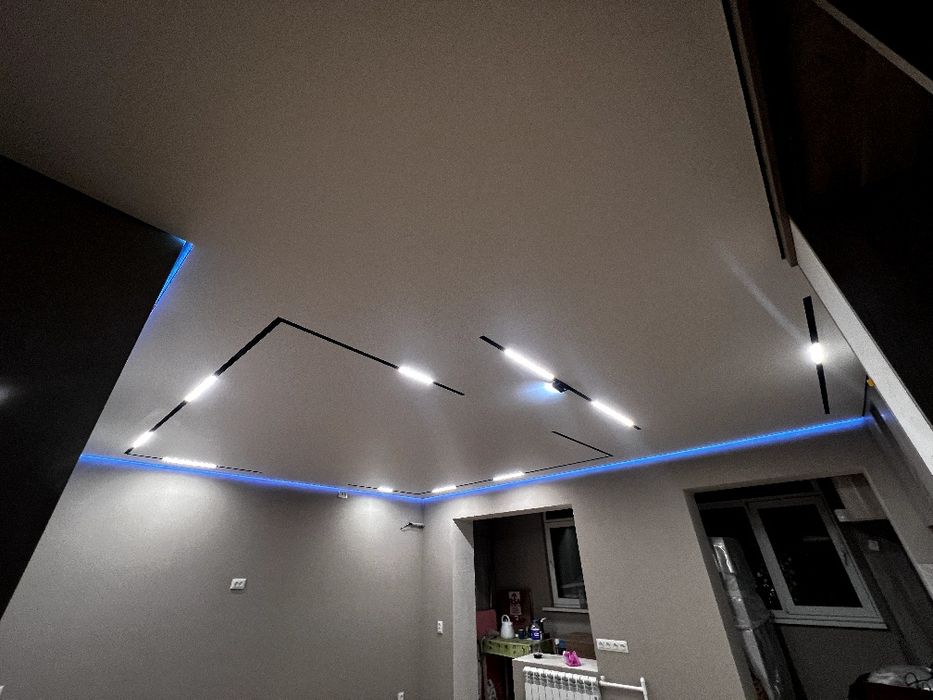 Натяжные потолки, теневые,парящие и со скрытым карнизом