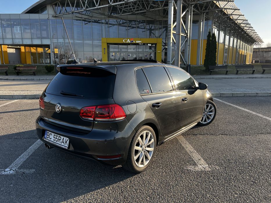 VOLKSWAGEN Golf 2011 — imagine 8