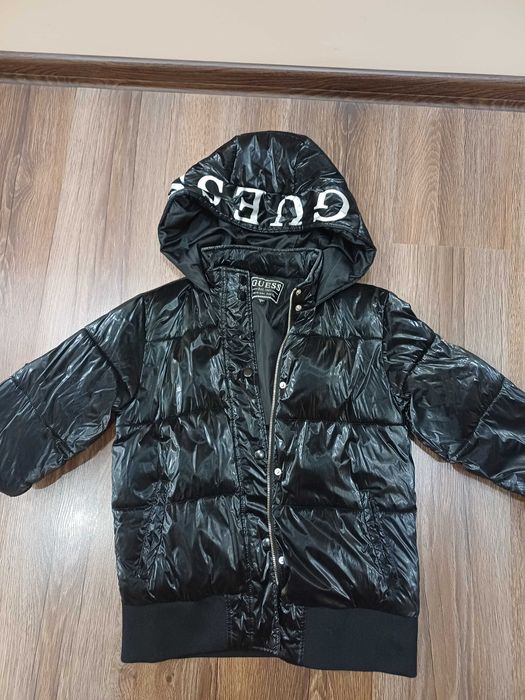 Оригинално дамско яке с качулка