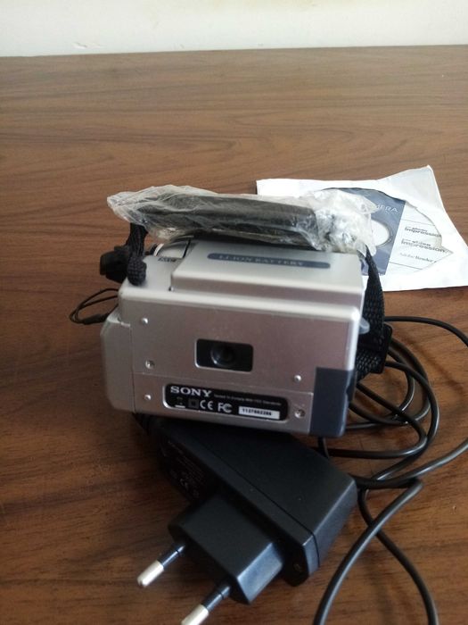 Видеокамера Sony DV9F