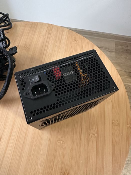 Sursă Aqirys Magnetar 850W 80 Plus Gold
