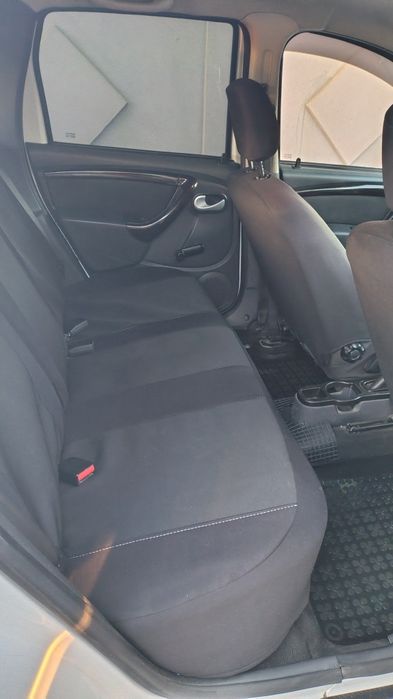 Vânzări Auto/Dacia Duster