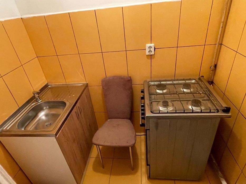 Apartament de vanzare , Zona valea Roșie !