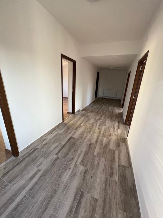 Casa de închiriat 5 camere