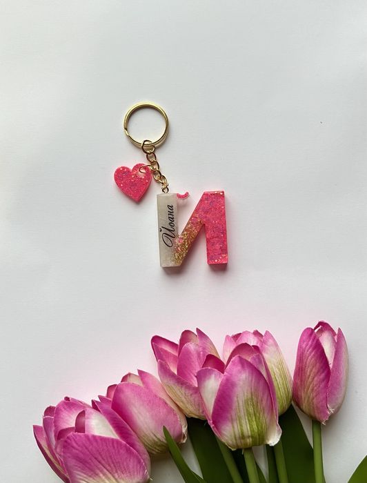 Ключодържател буква от епоксидна смола