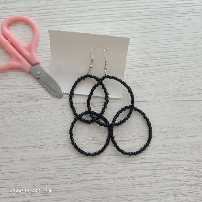 Продам украшения из бисера