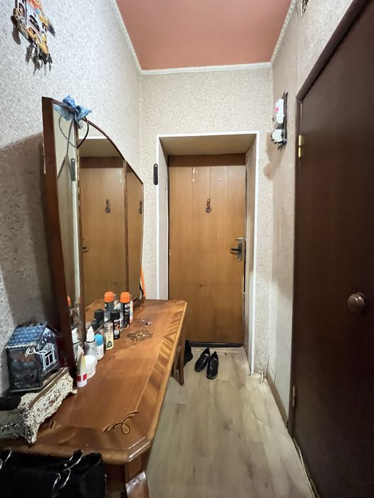 Продам 3 комнатную Спутник