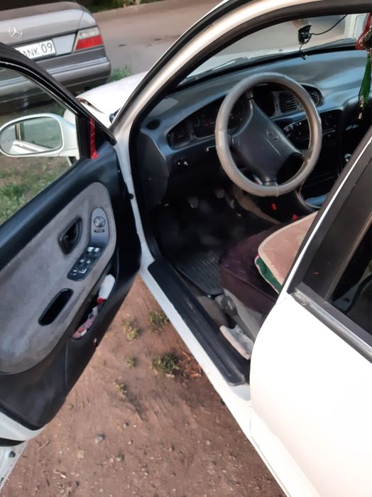 Продаю машину Hyundai Sonata 3