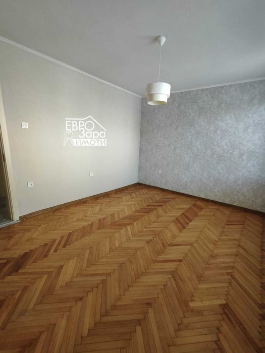 Дава се под наем Тристаен апартамент в Стара Загора, Център - 60 кв.м за 382.5 € - Снимка #1