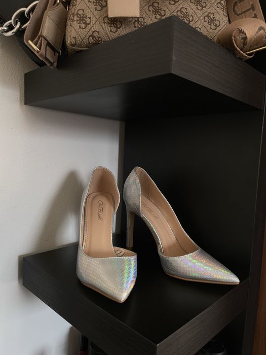 Дамски обувки с ток