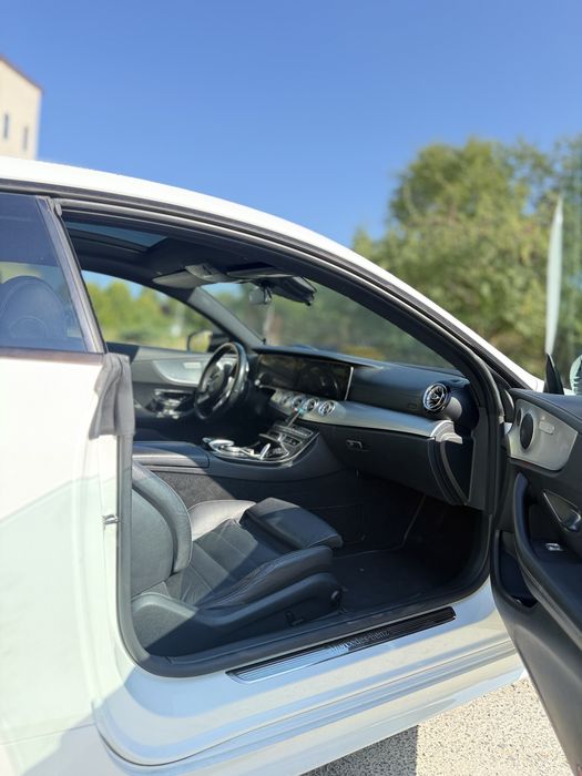 Vand mercedes e coupe