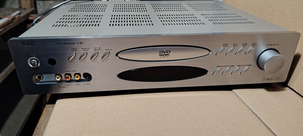 CD/MP3  receiver NAD L-53