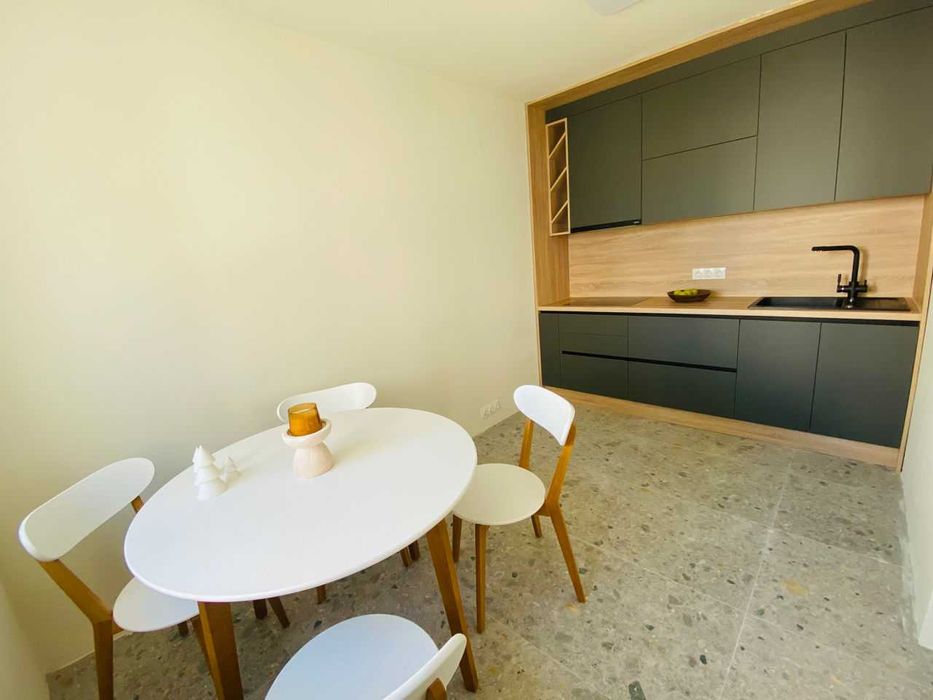 Дава се под наем Двустаен апартамент в София, Център - 53 кв.м за 475 € - Снимка #3