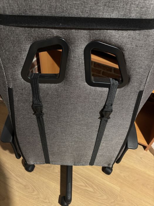 Стол за бюро/гейминг