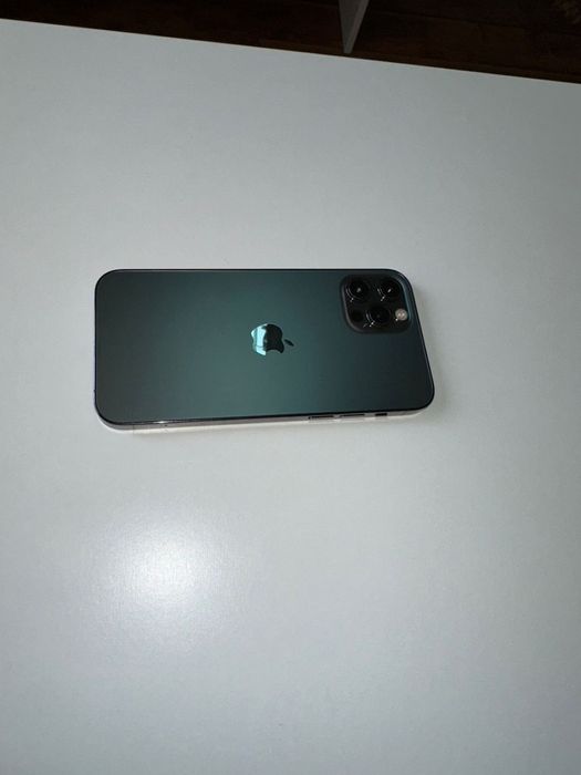 Iphone 12 pro в идеальном состояние